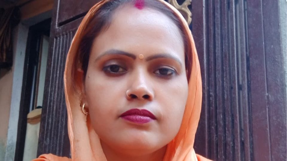 Married woman body found hanging in Bulandshahr