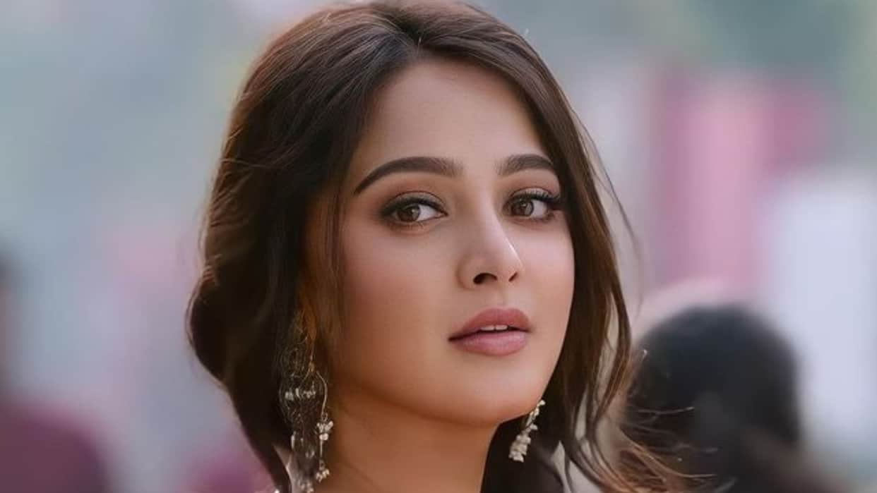 South Actress Anushka Shetty female Centric film Arundhati Bhaagamathie Size Zero Ghati