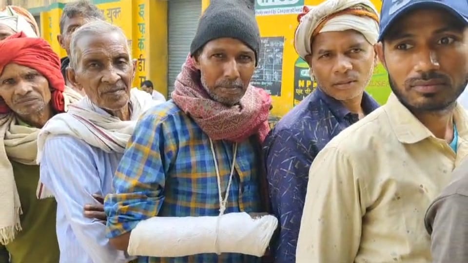 DAP shortage in Atrauli