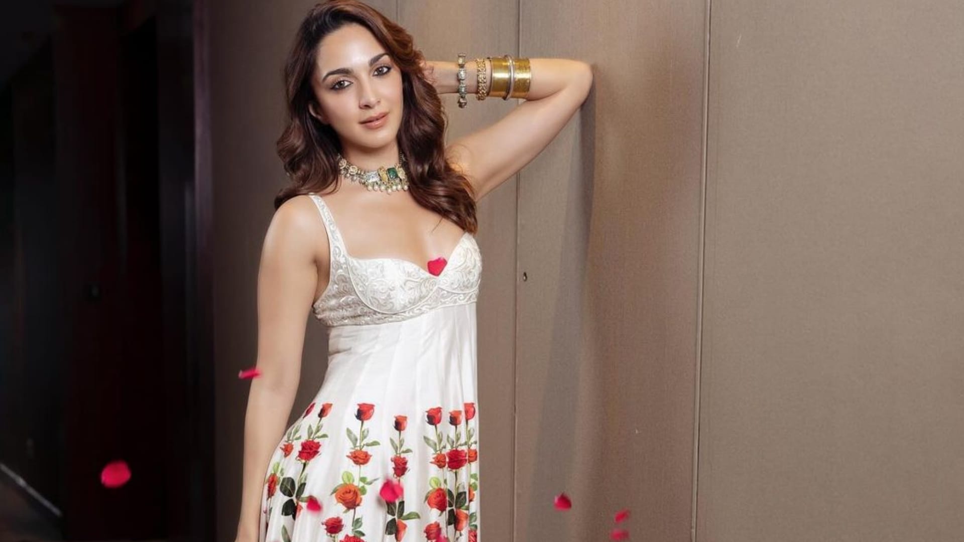 Kiara Advani styling final collection of Rohit Bal gown at Game Changer events face criticism by Diet Sabya