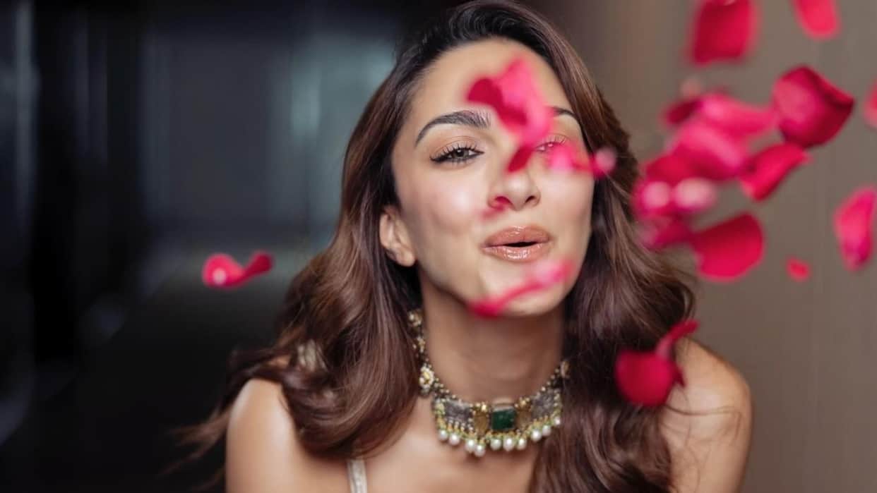 Kiara Advani styling final collection of Rohit Bal gown at Game Changer events face criticism by Diet Sabya