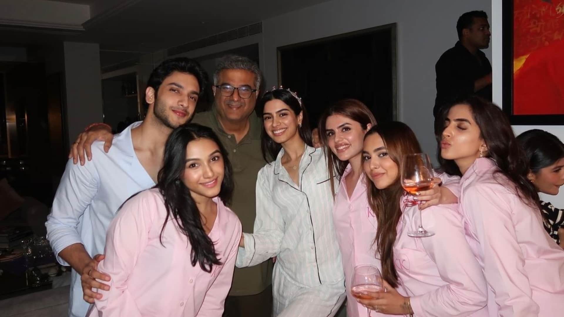Boney Kapoor daughter Janhvi sister Khushi drops childhood PHOTOS with best dad birthday on social media story