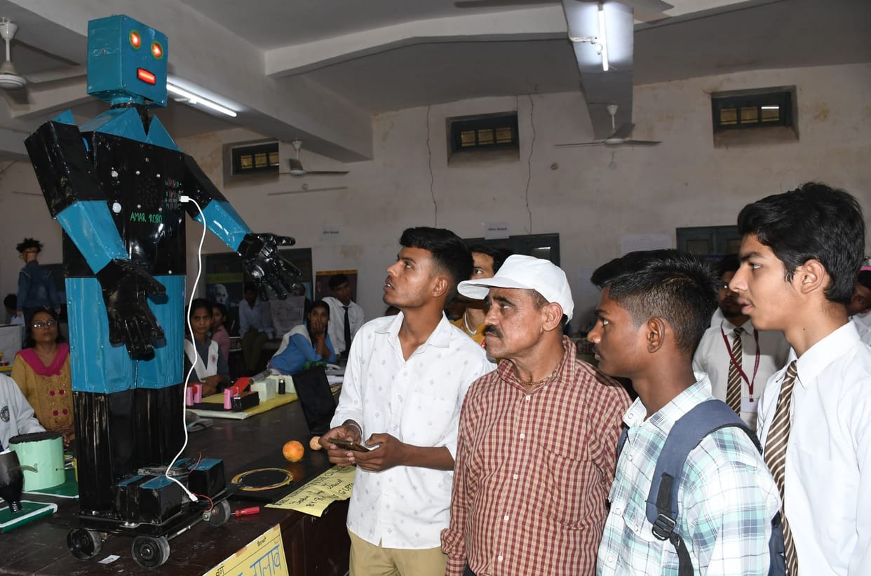 Science Exhibition in Rajkiya Jubilee Inter College in Lucknow.