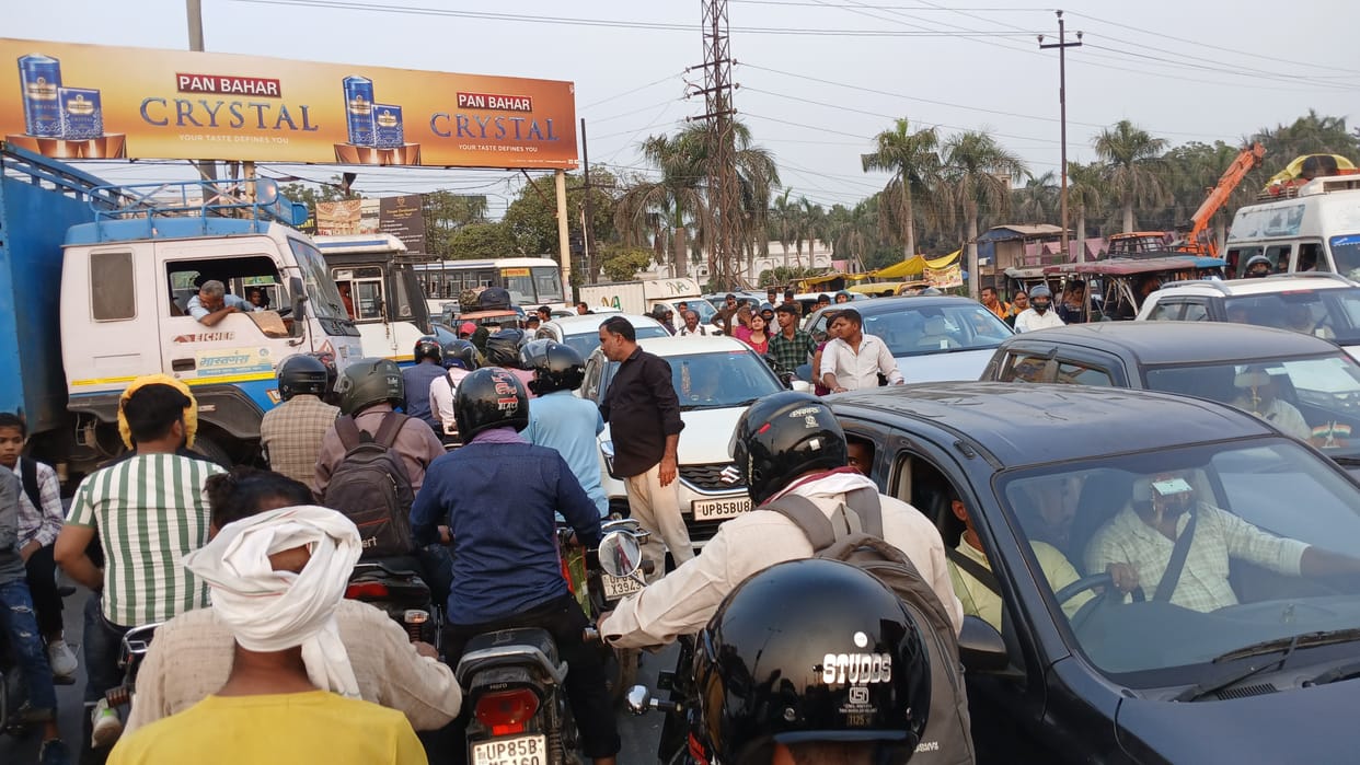 Due to the Parikrama, there was a jam on the highway along with the city