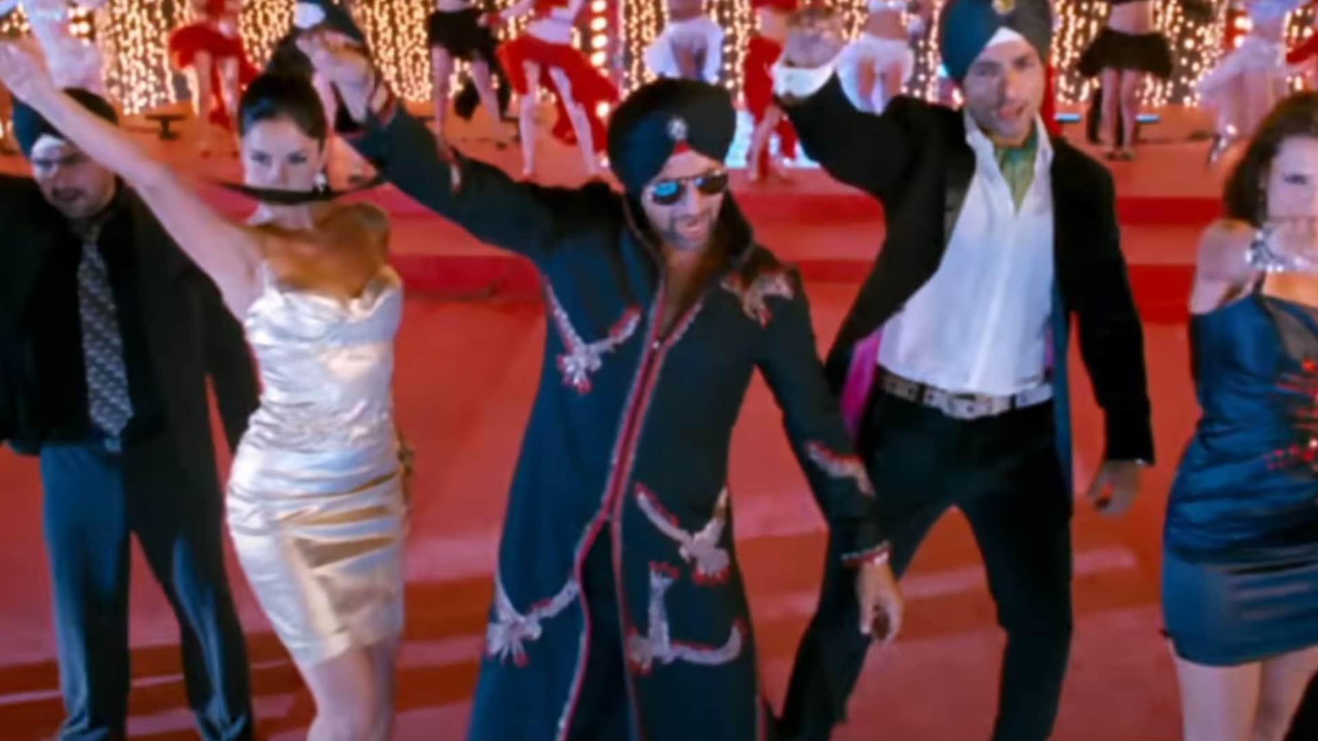 Ranveer Singh or Diljit Dosanjh who will lead in Akshay Kumar starrer Singh is Kinng sequel as per report