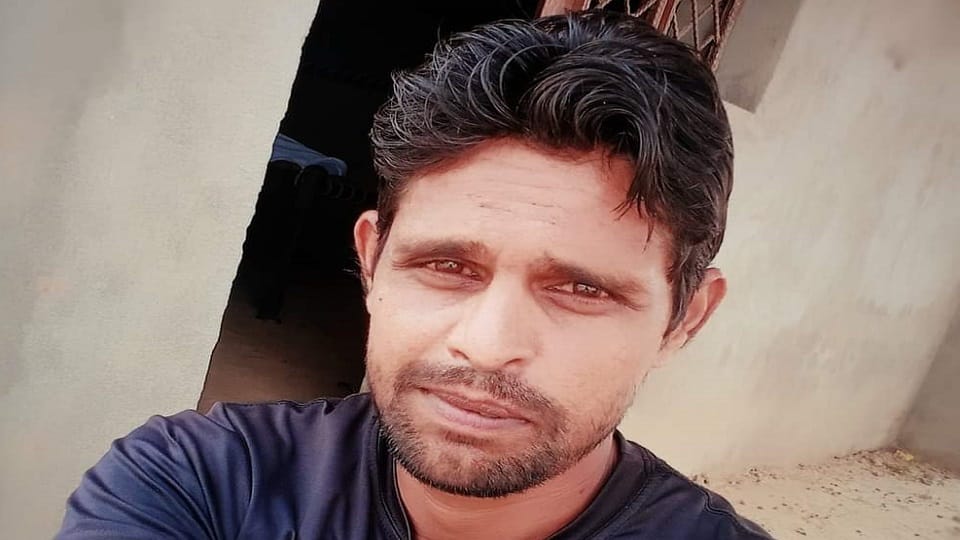 Muzaffarnagar: A young man was murdered by hitting him on the head