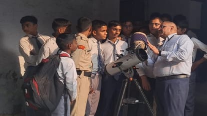 Meerut: Spots appeared on the Sun after 11 years, the size of one spot is as much as 100 Earths, see photos
