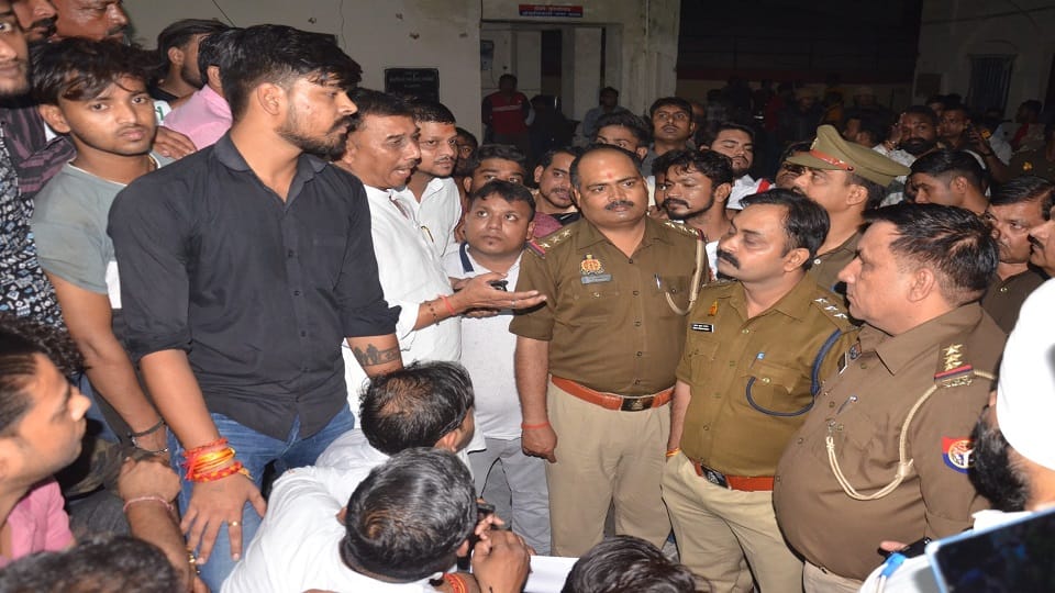 BJP people angry over filing of case against BJP leader