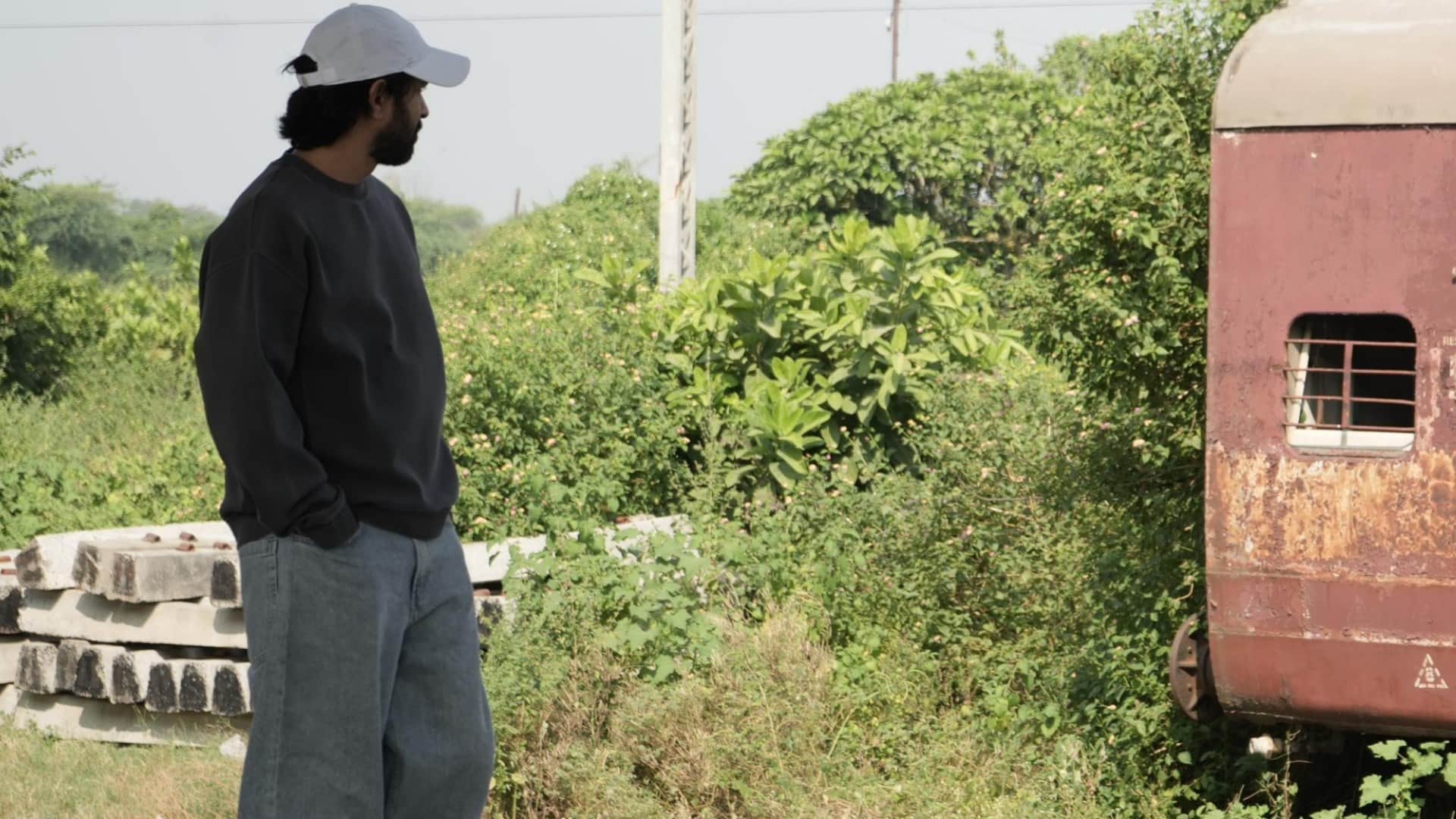 Vikrant Massey Surprise Visit Godhra railway station See The Sabarmati report actor photos here