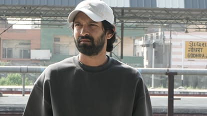 Vikrant Massey was in trouble for coming into films said his mother used to run tiffin service for money
