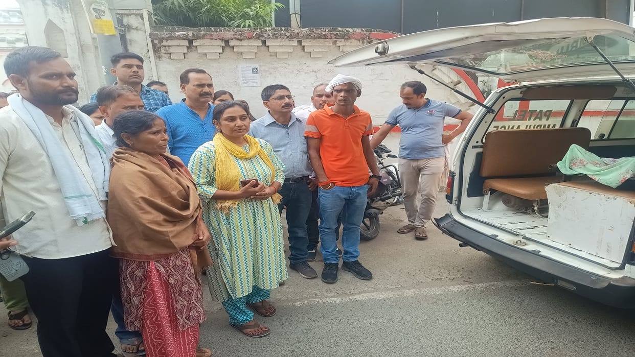 Mother dies due to shock of son murder in Bareilly