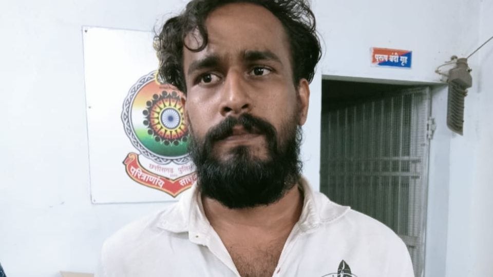 Car driver runs over bike rider with sword in Durg