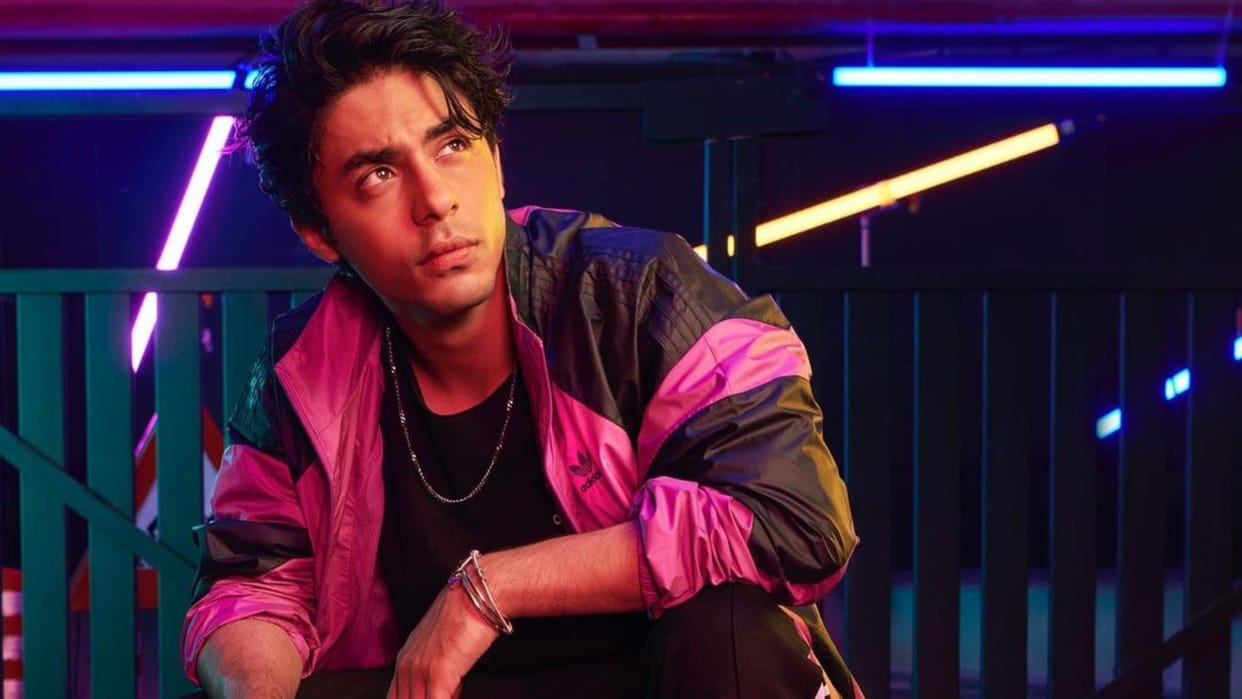 Son Aryan Khan reveals his favorite film from his father Shah Rukh Khan illustrious career Know Details