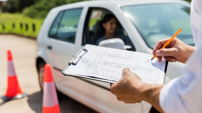Underage Driving Challan And Fines Know What Rules Are Mentioned In Motor Vehicles Act