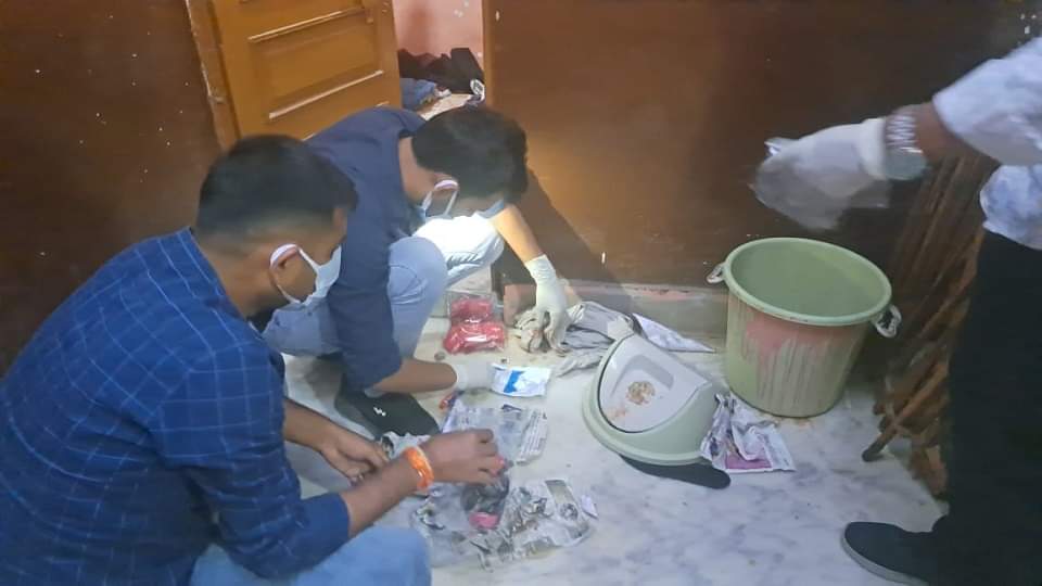 prostitution in Luxurious house of posh area in agra up news