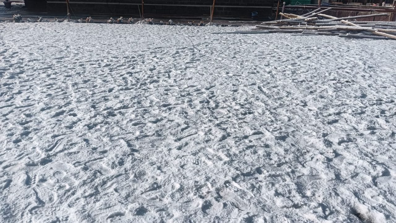 J&K Snowfall: Srinagar-Leh Highway closed