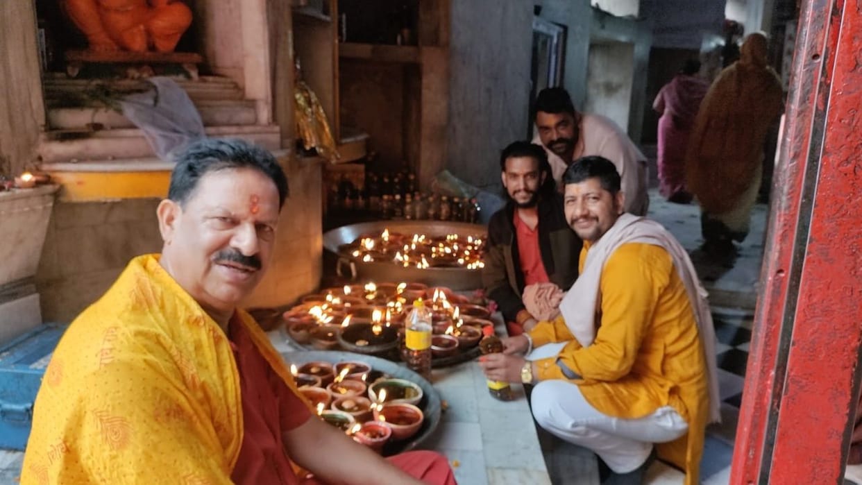 251 lamps will burn continuously for 5 days in Jwalamukhi Murali Manohar Temple know history