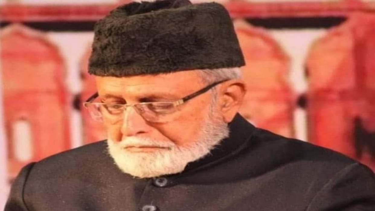 Bhopal News: Famous litterateur Zia Farooqui passed away, laid to rest in Bada Bagh cemetery