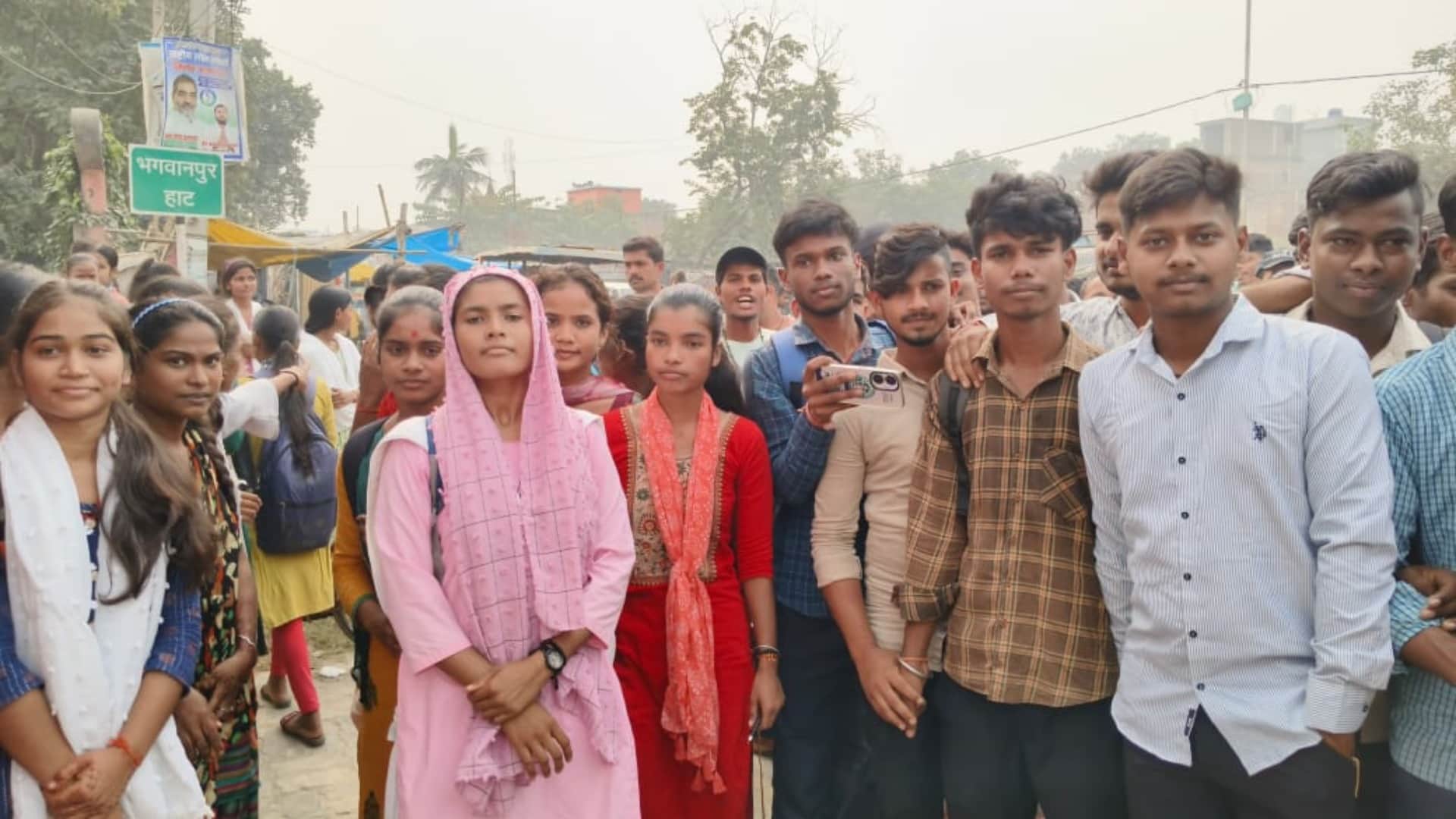 Siwan Hundreds of students thrown out of examination centre for not wearing uniform uproar over Talibani order