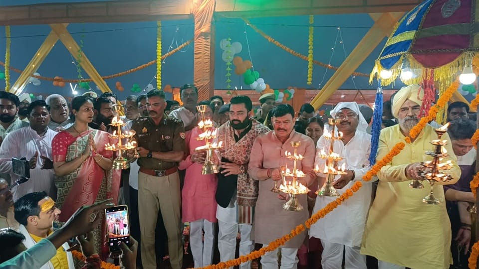 Tigri Mela: Faith, joy.. different colors of culture are also visible, sky descended on earth colorful lights