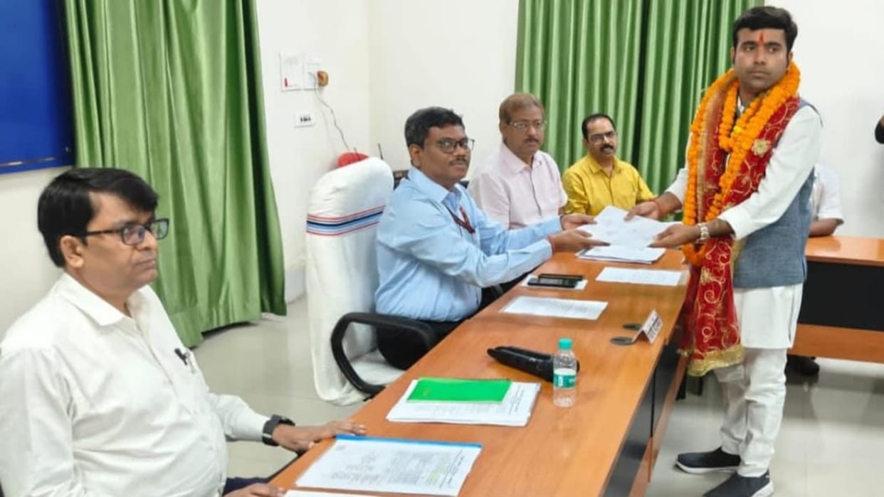 Tirhut Graduate By-election: NDA candidate Abhishek Jha filed nomination, targeted Tejashwi Yadav