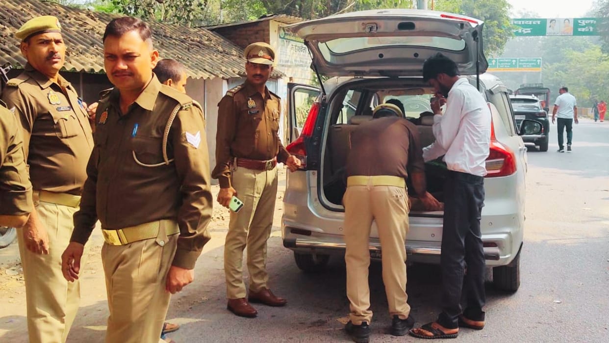 Jharkhand Assembly Elections Police Alert in UP border areas regarding voting