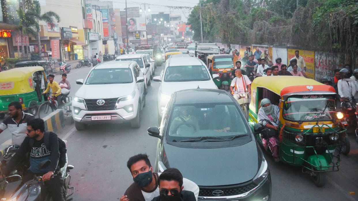 Traffic jam in varanasi one and half hours to cover distance of two km Highway gasping for breath