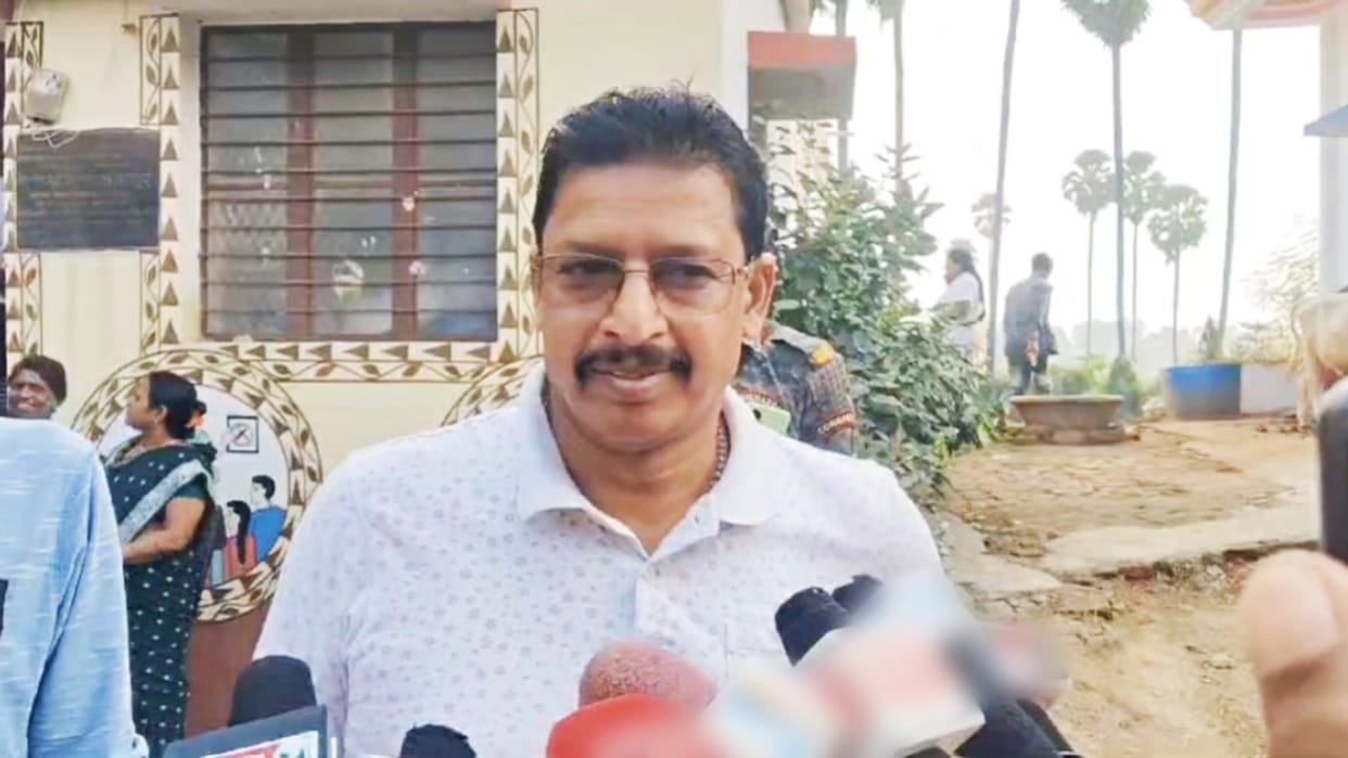 Bihar Bypolls: RJD MP Abhay Sinha casts his vote in by-election in Aurangabad, says vote to save democracy
