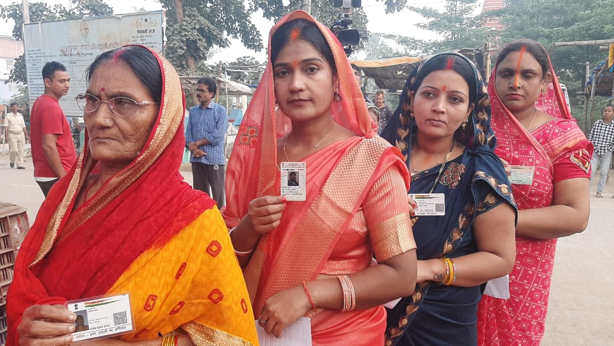 Bihar By Electio: Voting on four assembly seats; 38 candidates, Booth, RJD, Jansuraj, JDU, BJP, Left Party