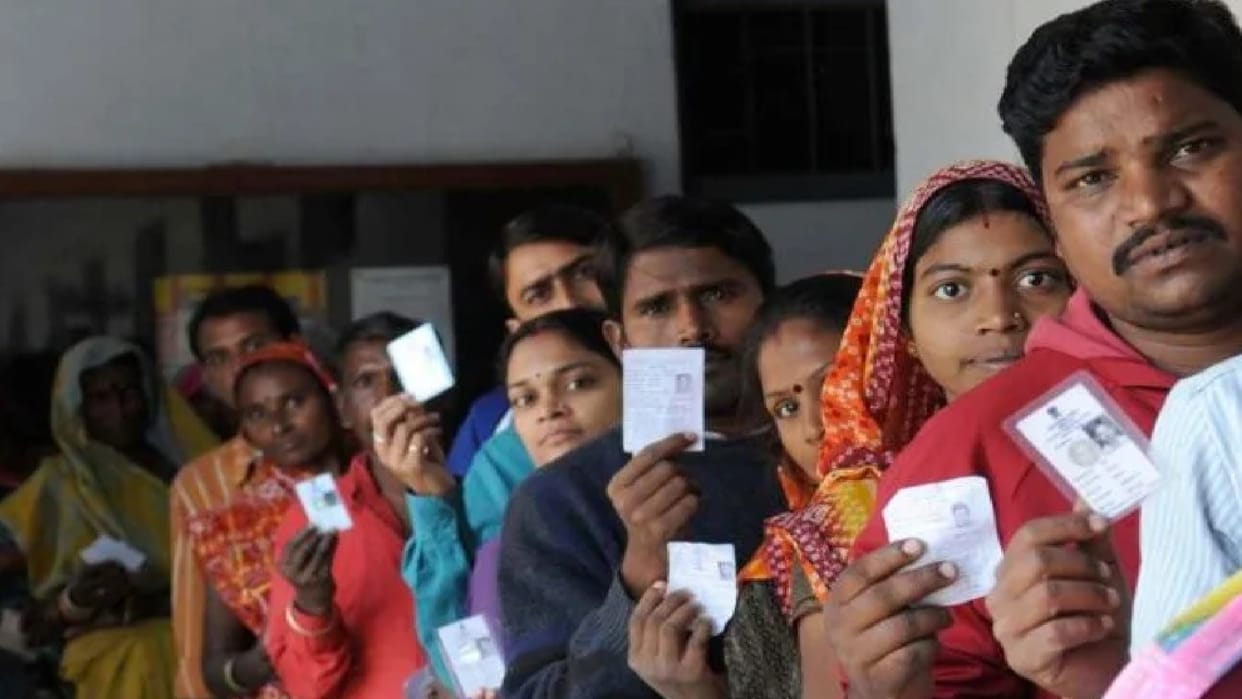 very low turnout at urban areas during 288 seats in Maharashtra and second phase voting in Jharkhand