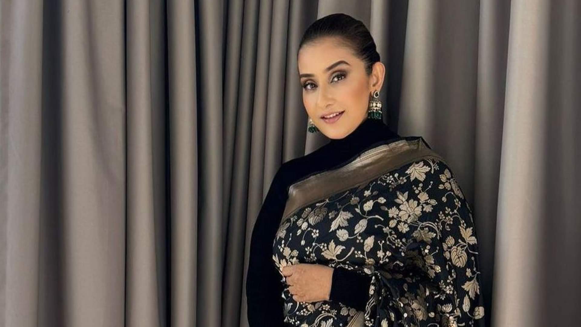 Manisha Koirala share post on health issue fighting with debilitating headaches once a month after cancer