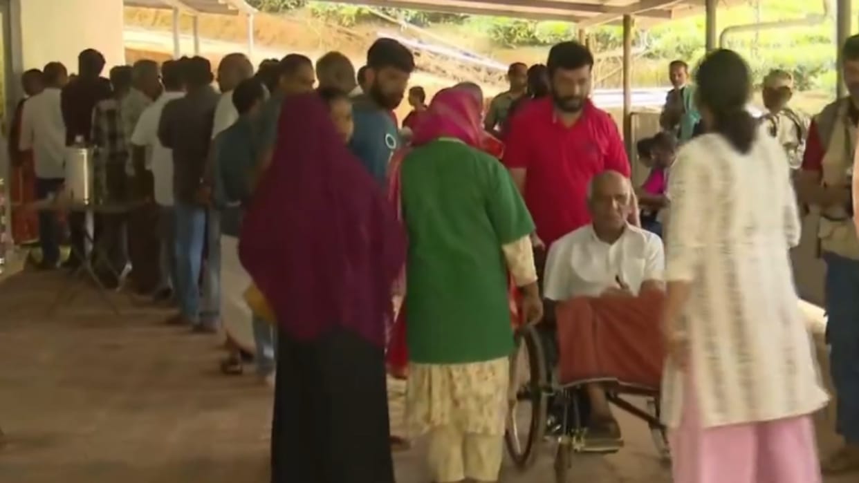 Wayanad bypoll: Emotional scenes at polling booths for landslide survivors news in hindi