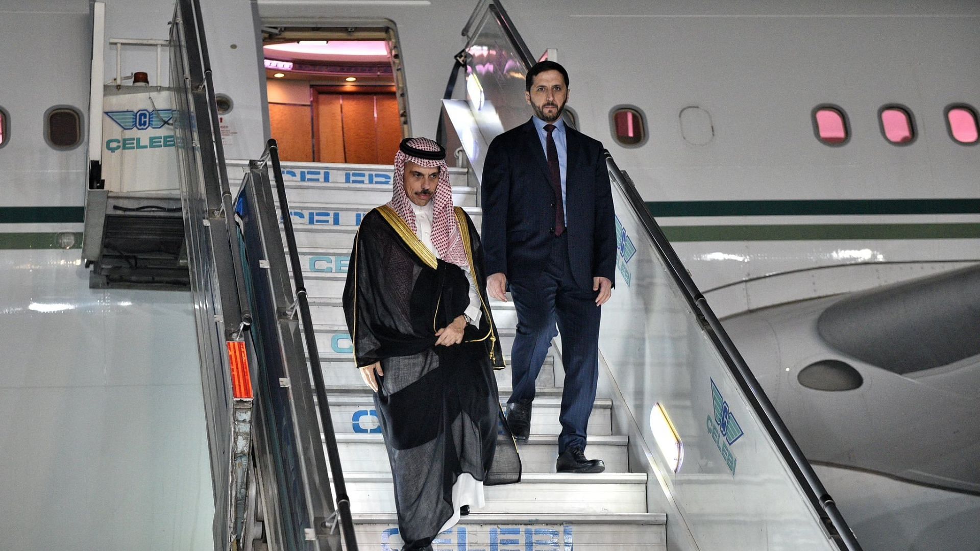 Foreign Minister Of Saudi Arabia Prince Faisal Bin Farhan Al-saud Arrives  In India On An Official Visit - Amar Ujala Hindi News Live - Saudi Arabia -india:सऊदी अरब के विदेश मंत्री फैसल पहुंचे