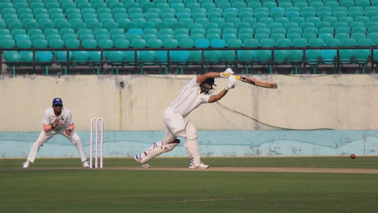 Himachal Ranji Trophy Puducherry collapses at 85 runs VK Galetiya and Mukul take 3-3 wickets