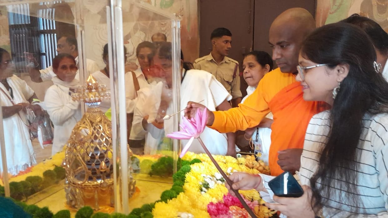 Darshan of Lord Buddha bone relic urn begins in varanasi