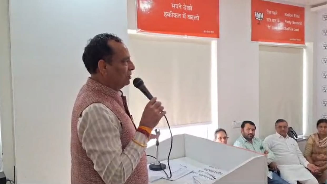 BJP leader Mohan Lal Baroli takes a dig at Congress in Rohtak