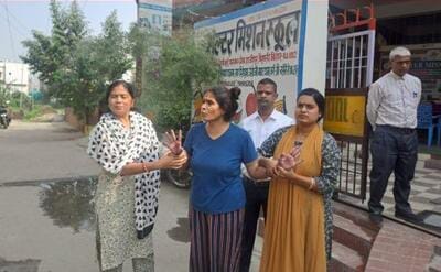 Bihar News: Female inspector arrested for taking bribe in Vaishali, Vigilance team caught with bribe