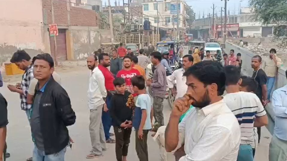 Youth stabbed to death after dispute at meat shop in Noida
