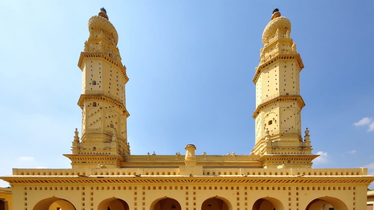 karnataka srirangapatna jama masjid madrasa in controversy centre request high court to vacate