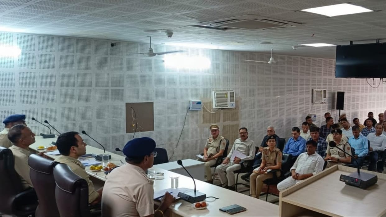 Charkhi Dadri: Superintendent of Police listened to the problems of the soldiers
