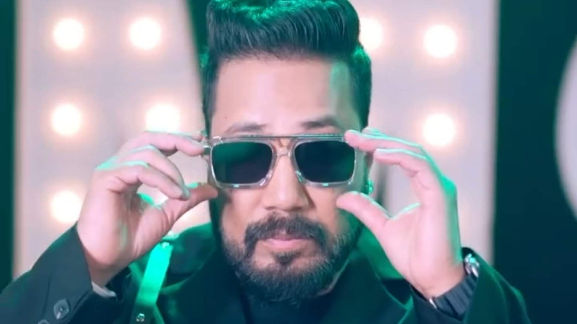 Mika Singh had entered Amitabh Bachchan house Daler Mehndi had made him talk to fake Amitabh Bachchan