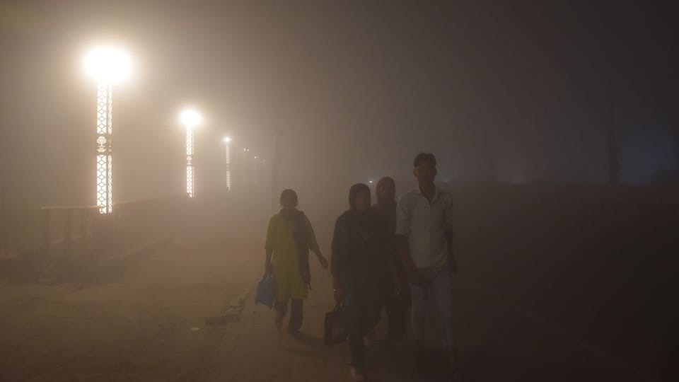 Moradabad Weather: Mild cold has arrived, fog prevailed throughout day, temperature dropped by two degrees