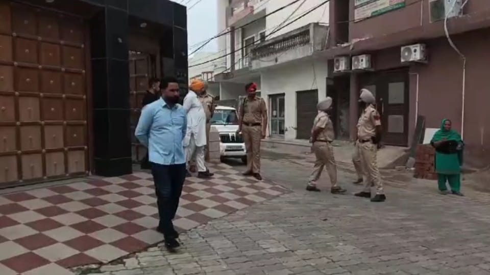 Retired inspector commits suicide by shooting himself in Amritsar