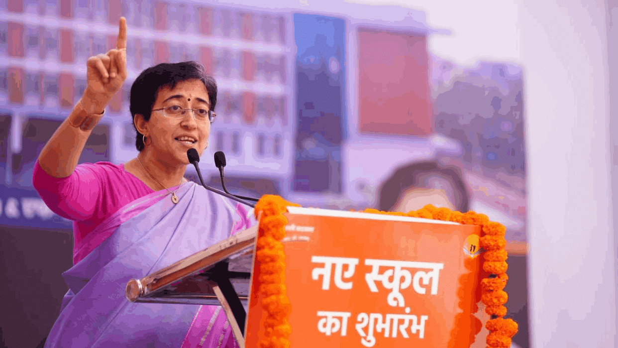 cm Atishi inaugurated a world class school in Sundar Nagari