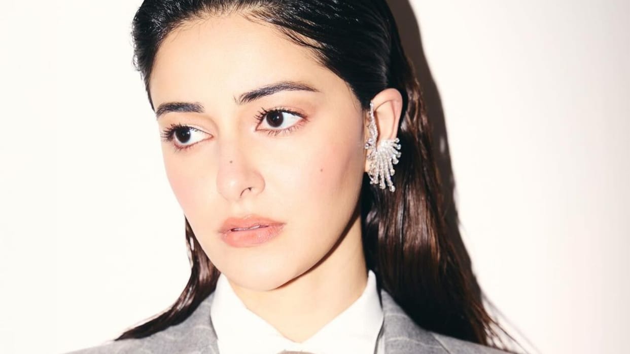 Ananya Panday fabulous lives of Bollywood wives star Bhavana Panday shocked Student Of The Year 2 connection