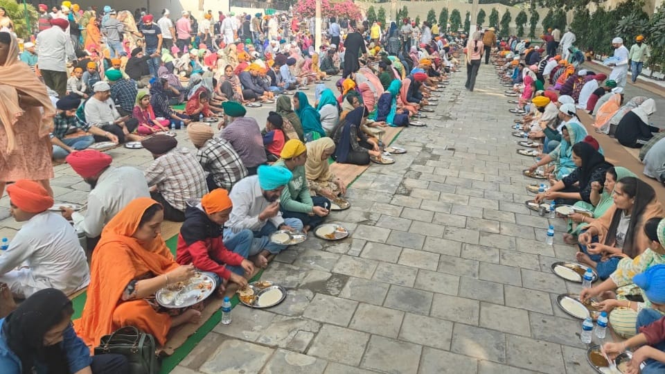 Guru Nanak Dev Birth Anniversary celebrated in Chandigarh