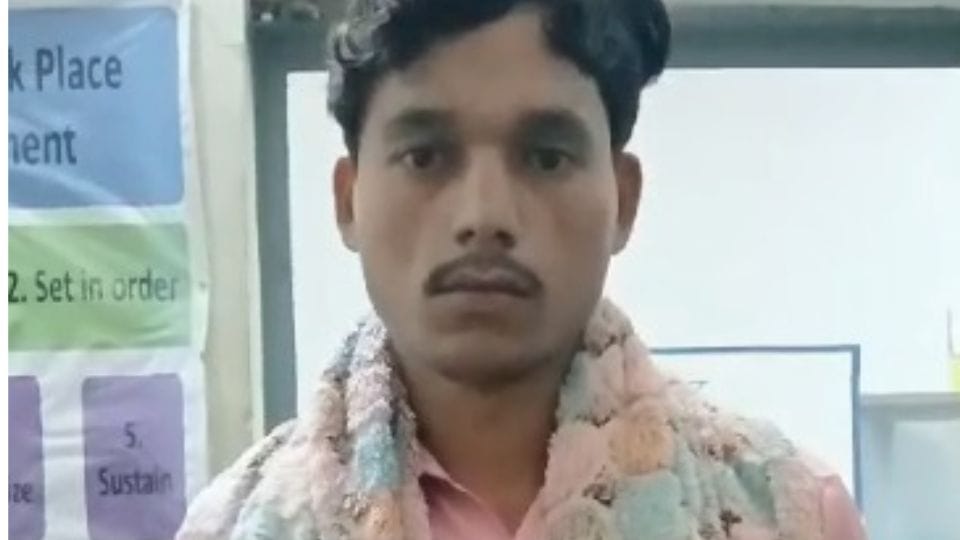 ITI student uploads post of suicide by taking sleeping pills on Instagram Shahjahanpur