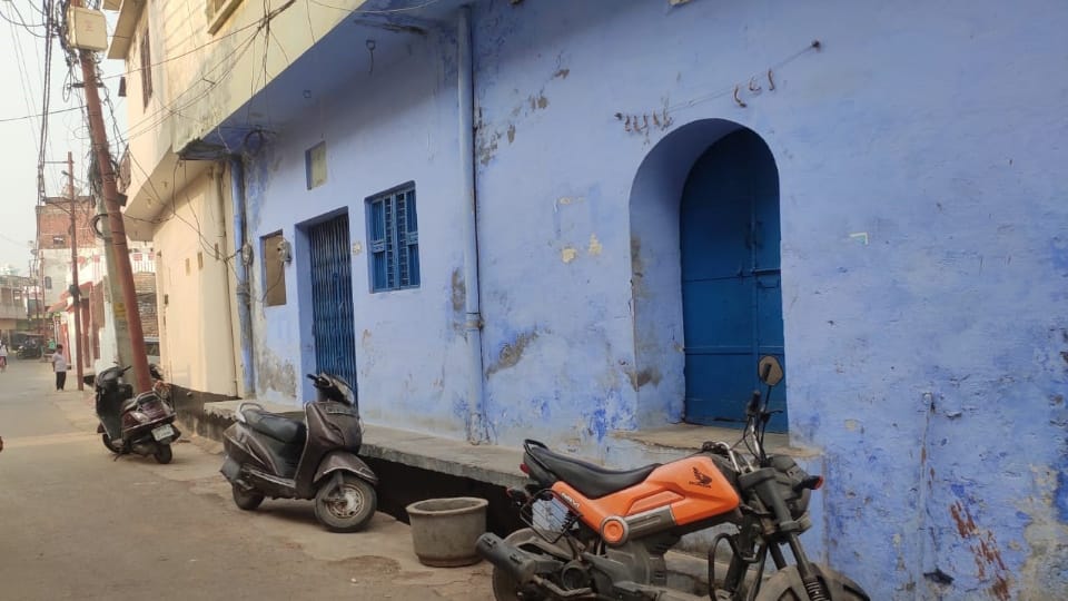 Etawah Murder Case 14 people were sleeping in house nobody heard screams Mukesh made 11 calls on Monday