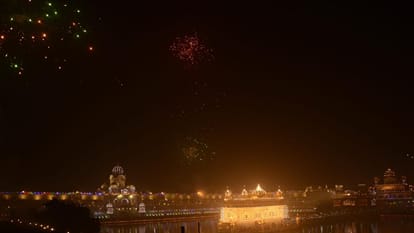 Guru Nanak Jayanti celebration in Golden temple Amritsar photos gallery