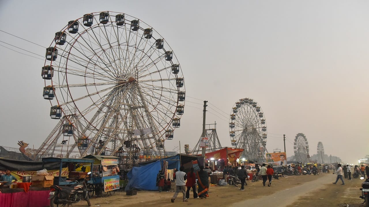 devotees took bath in Ramganga On Kartik Purnima in Bareilly